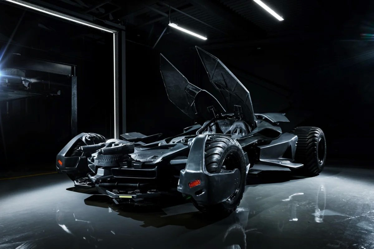 BatMobile 蝙蝠车寻找新车主，售价 RM 3,563,200
