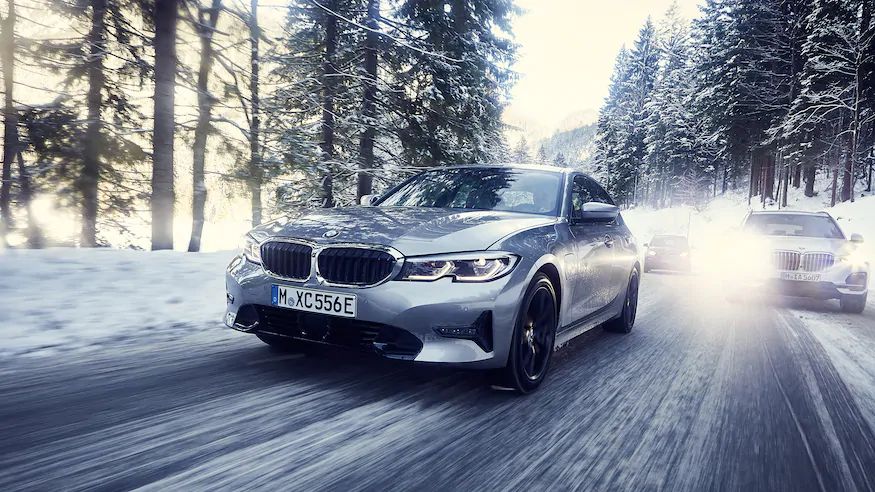 BMW G20 330e 现身洛杉矶车展，最大马力292 Hp