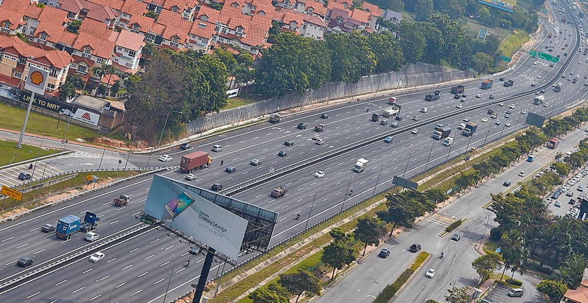 首相敦马哈迪宣布 PLUS Highway 不出售，并延长通行费优惠
