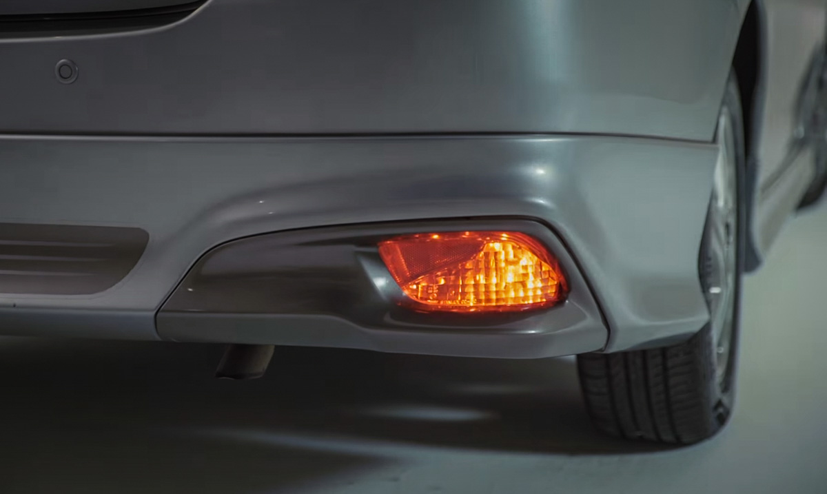 Rear Fog Lamp 真正的功用是什么你知道吗？