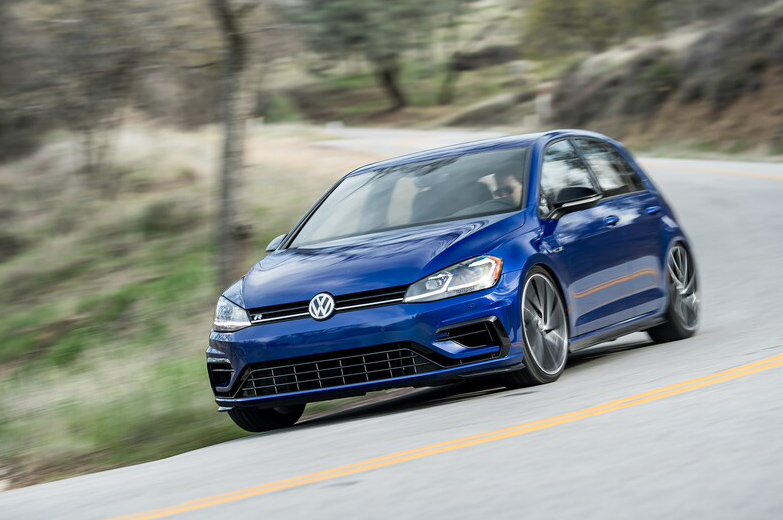 Volkswagen Golf R 大改款 或10月发表，更多细节曝光