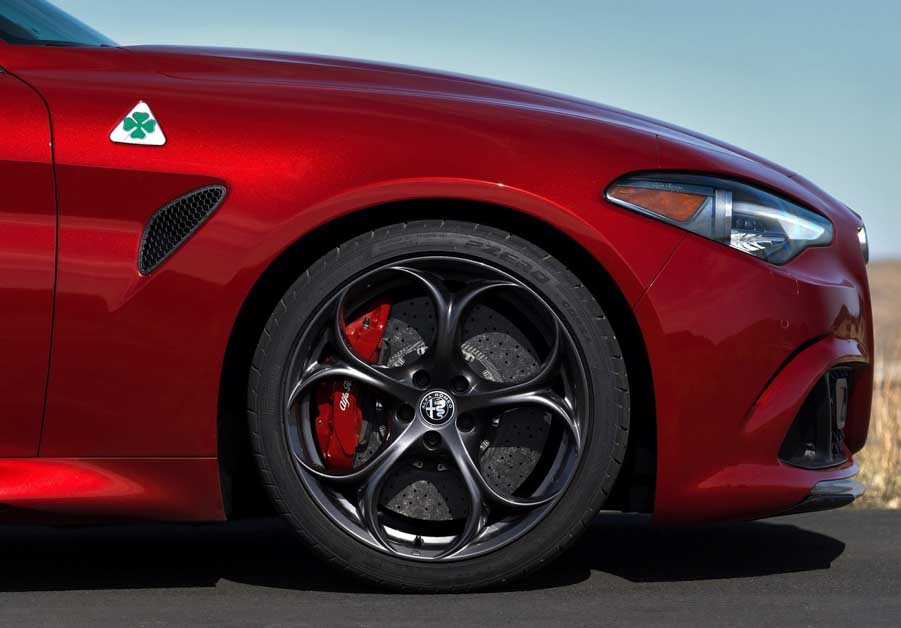 Alfa Romeo Giulia Quadrifoglio,一辆完美的意大利轿跑