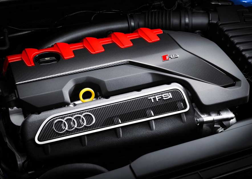 Audi RS3 现身测试，最大马力或将达到450Hp