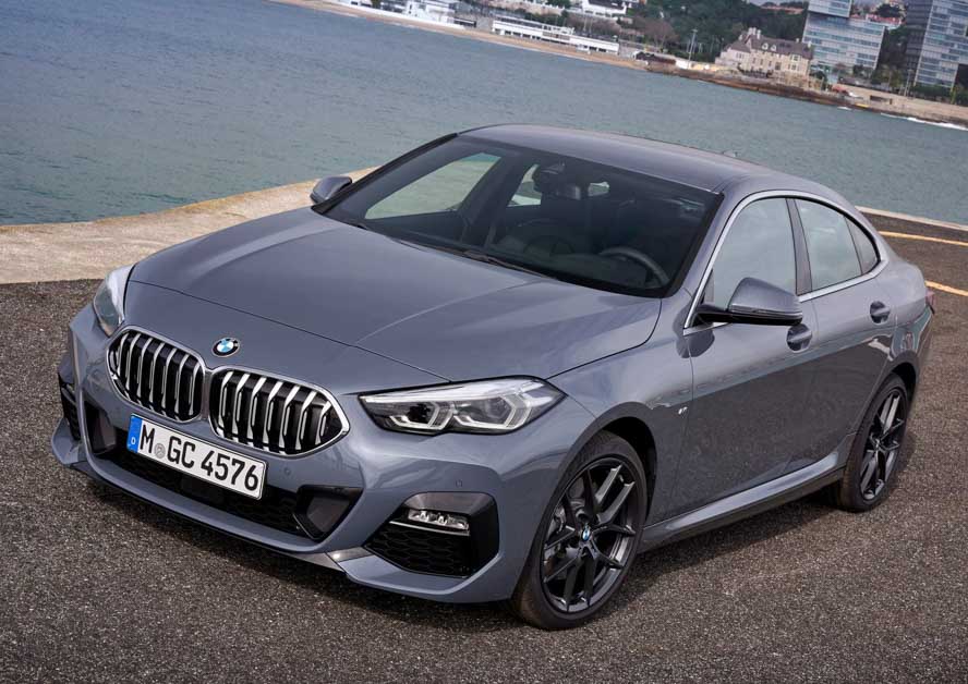 全新 BMW M240i Coupe 实车照曝光，最强 2 Series 即将登场？