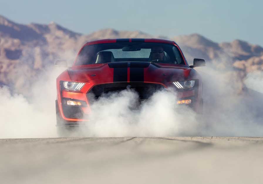 新一代的 Ford Mustang 或将采用 V8 混动引擎以及全轮驱动系统