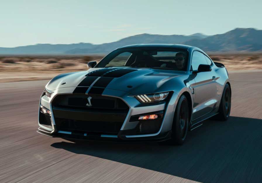 新一代的 Ford Mustang 或将采用 V8 混动引擎以及全轮驱动系统