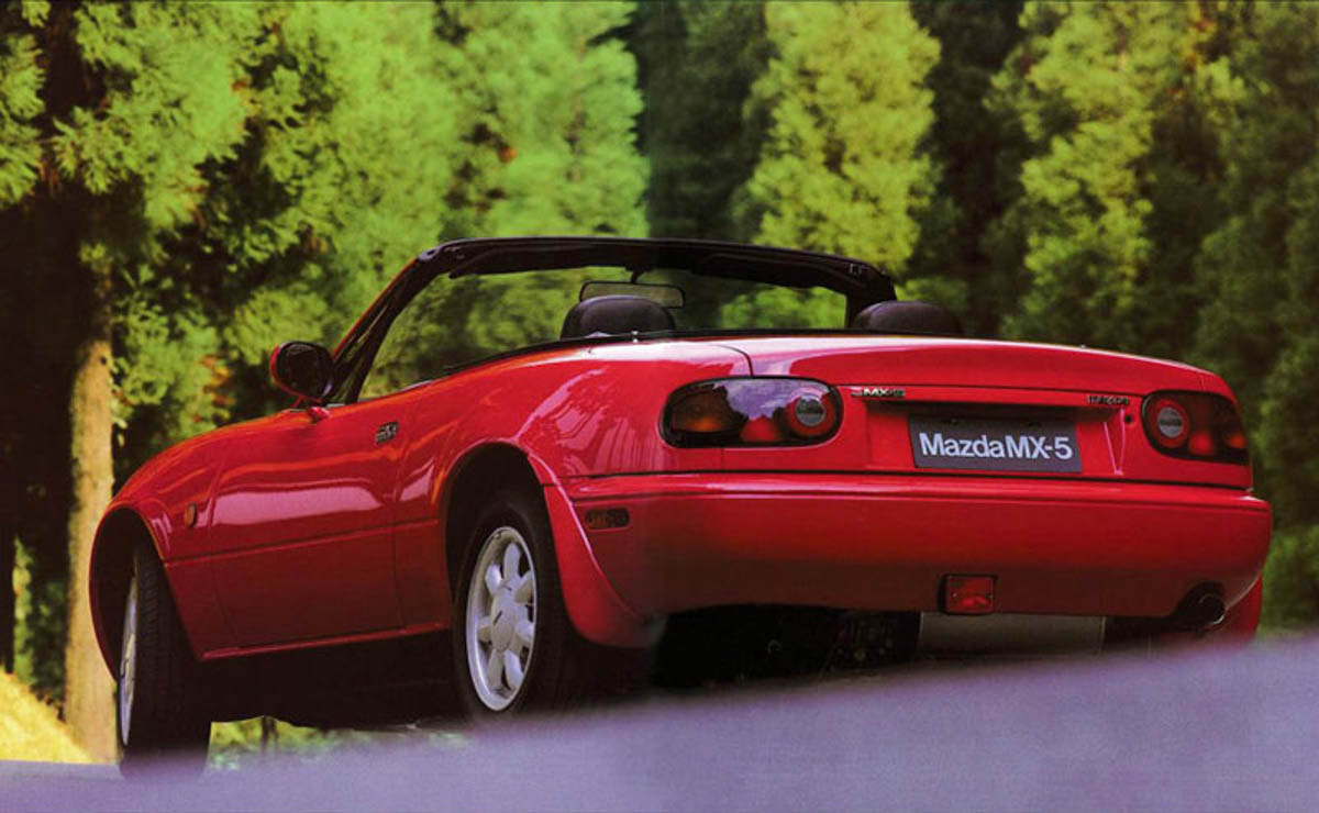 Mazda MX-5，一辆拥有超过30年历史的敞篷小跑车