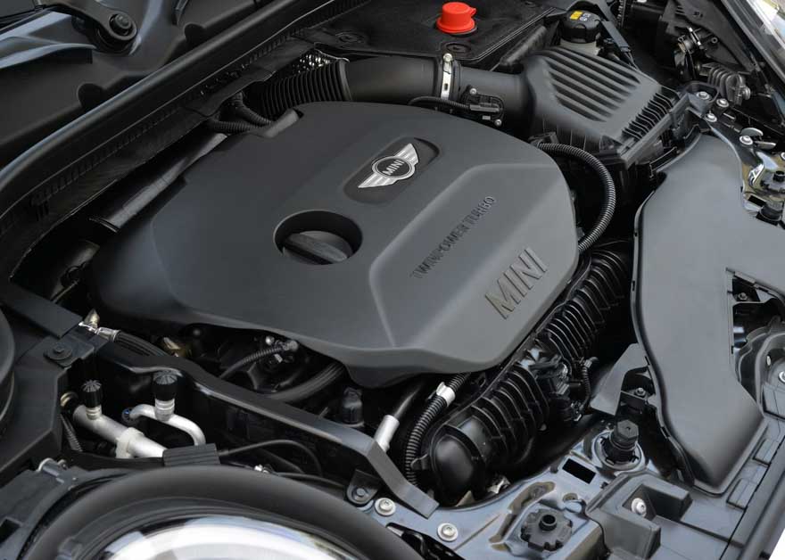 Mini 3 Doors JCW，一款扮猪吃老虎的性能钢炮