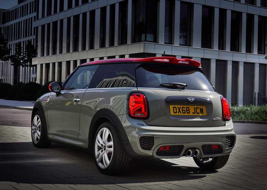 Mini 3 Doors JCW，一款扮猪吃老虎的性能钢炮