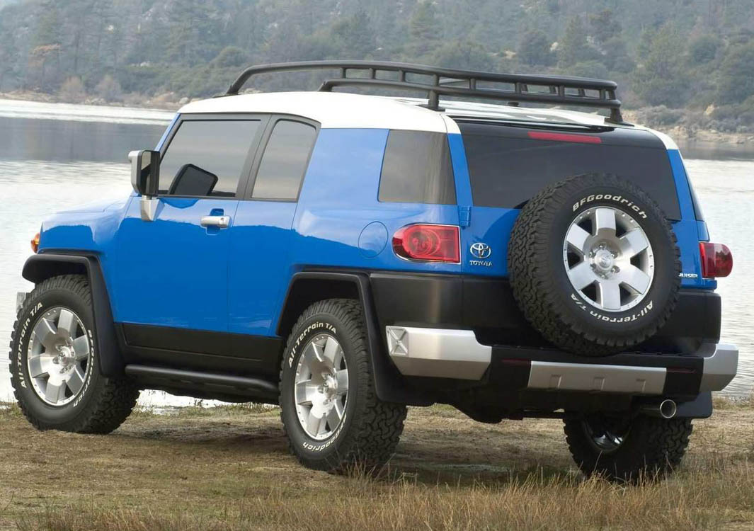 2020 Toyota Land Cruiser 70 以及 Fj Cruiser 发表，虽老但坚固