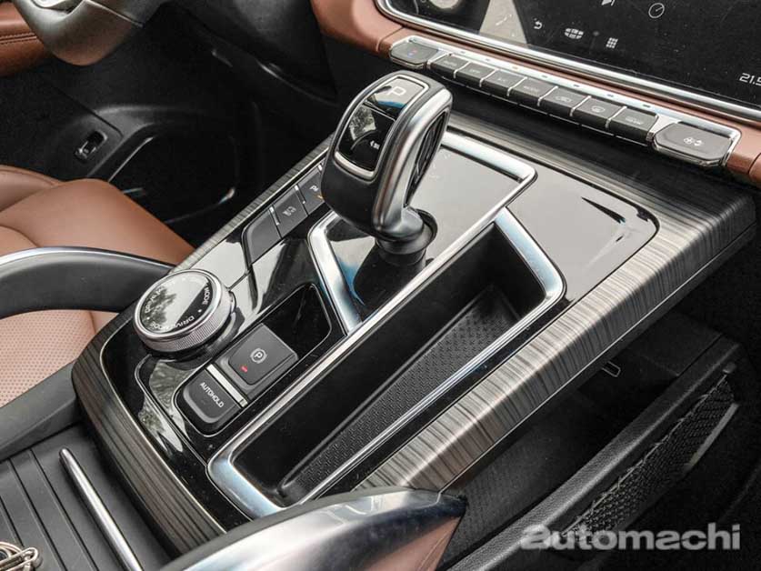 吉利博越 PRO 登陆菲律宾市场，取名为 Azkarra！