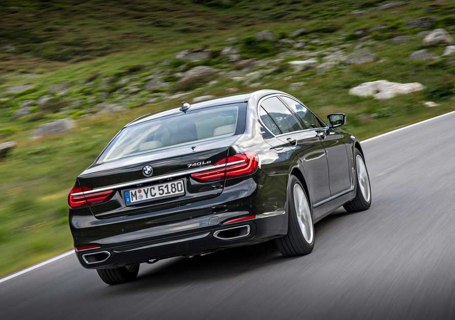 超值二手豪华房车：BMW 740Le