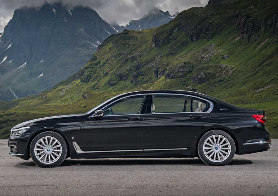 超值二手豪华房车：BMW 740Le