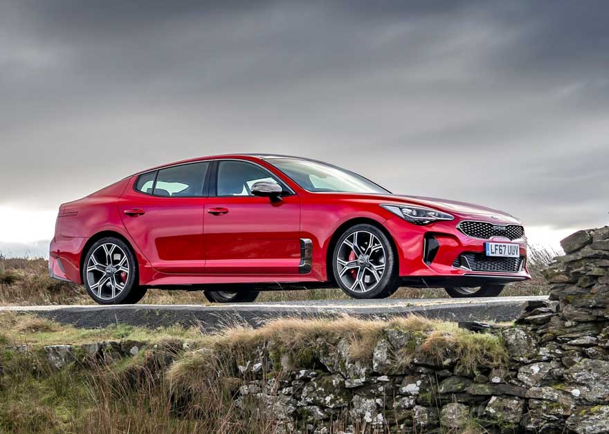 Kia Stinger 将推出小改款车型来画上句号，韩系轿跑因销量惨淡而被淘汰
