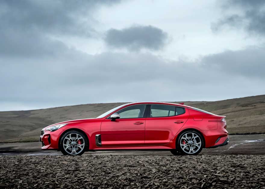 Kia Stinger 将推出小改款车型来画上句号，韩系轿跑因销量惨淡而被淘汰