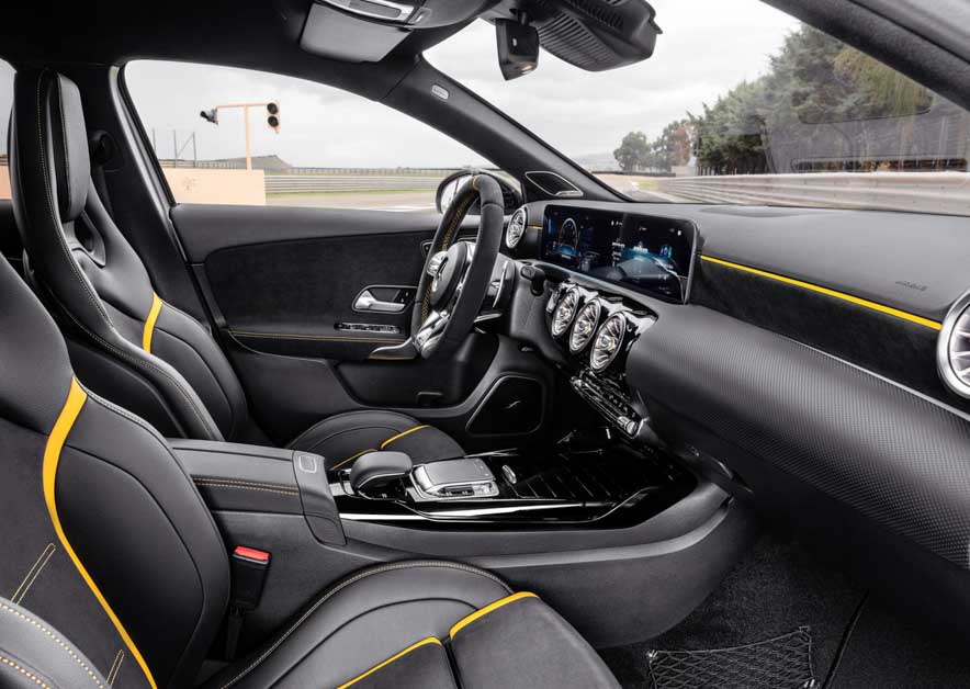 Mercedes-AMG A45 S 正式公开预定，地表最强钢炮即将登陆我国市场？