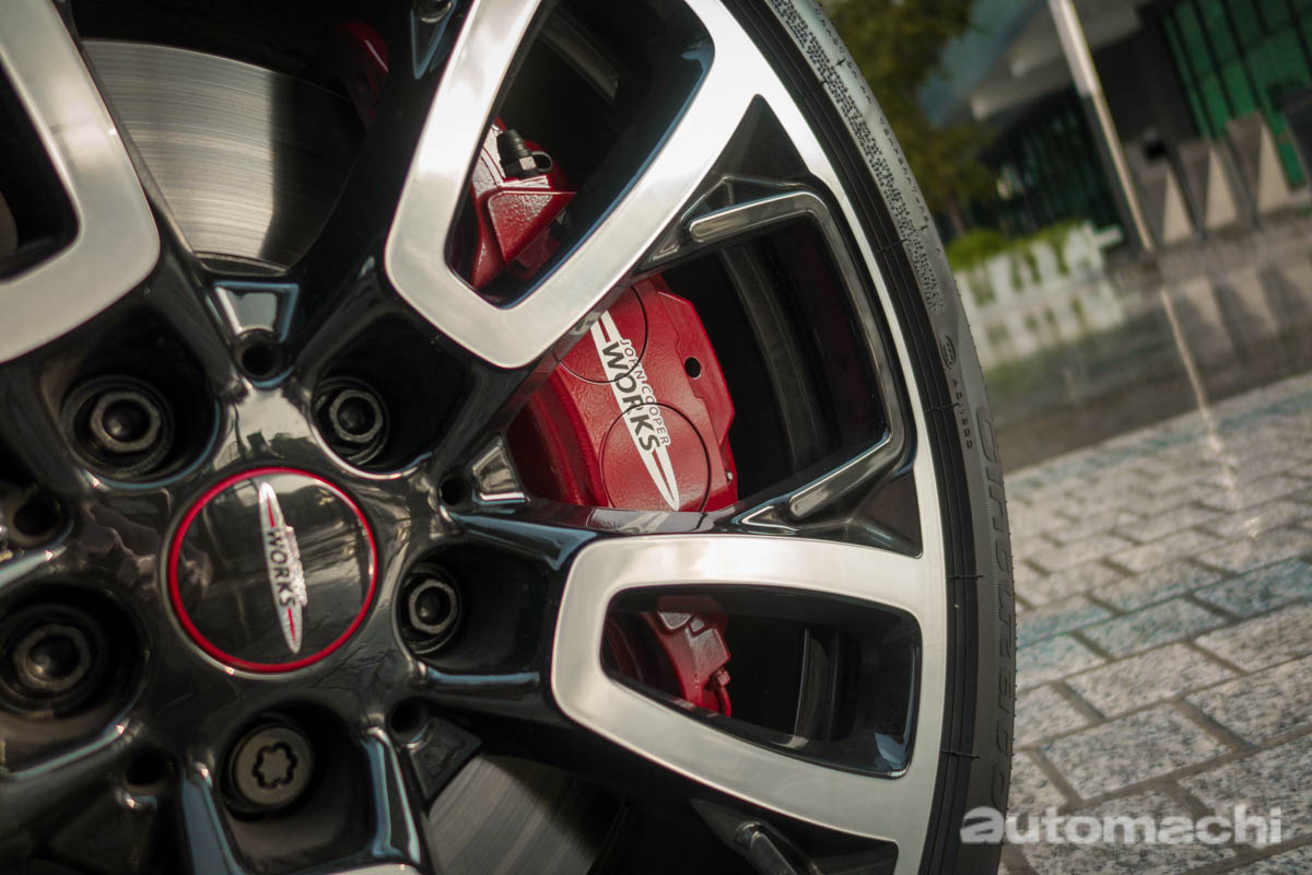 MINI Countryman JCW ，钢炮级休旅车