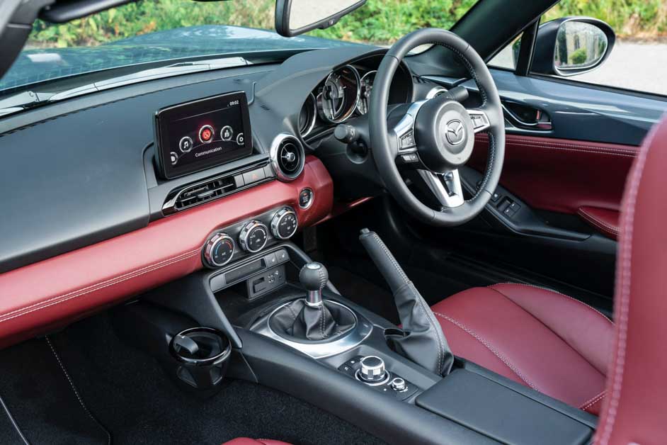 2021 Mazda MX-5 R Sport 限量登场，搭载1.5L Skyacitv-G 引擎
