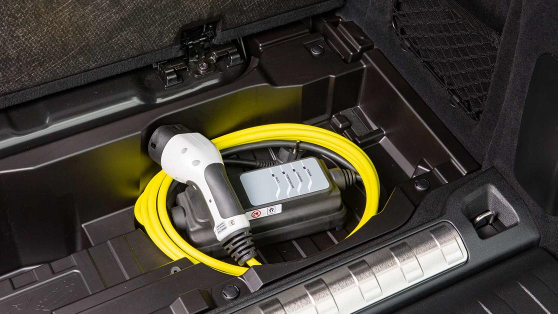 2021 BMW X5 xDrive45e PHEV 登陆我国市场，售价 RM440,745