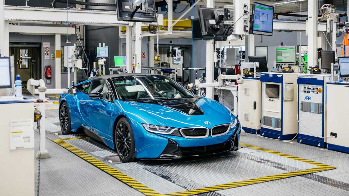 BMW i8 正式成为历史，面世6年，一共生产了20,500 辆！