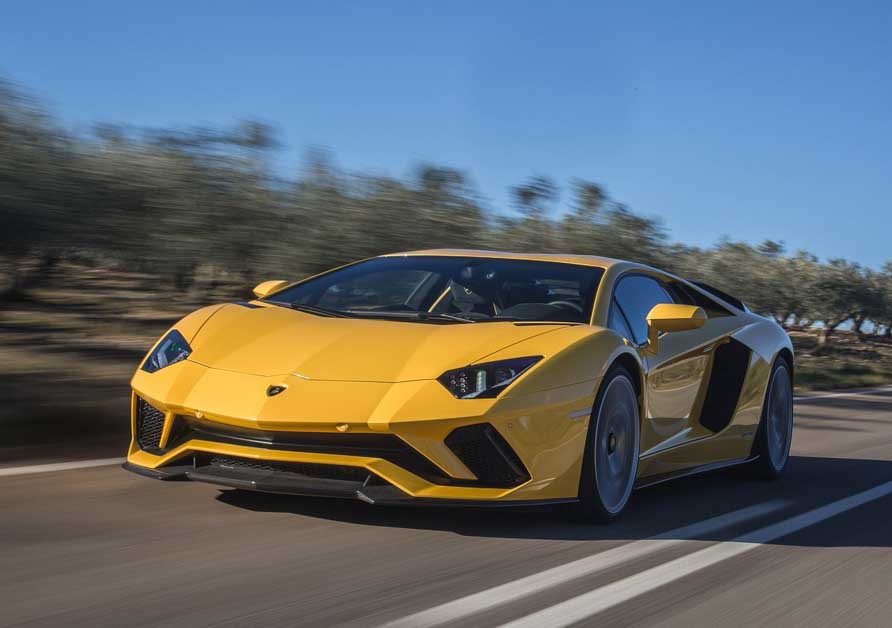 Engine 排气量超大的车款，你认识几辆？