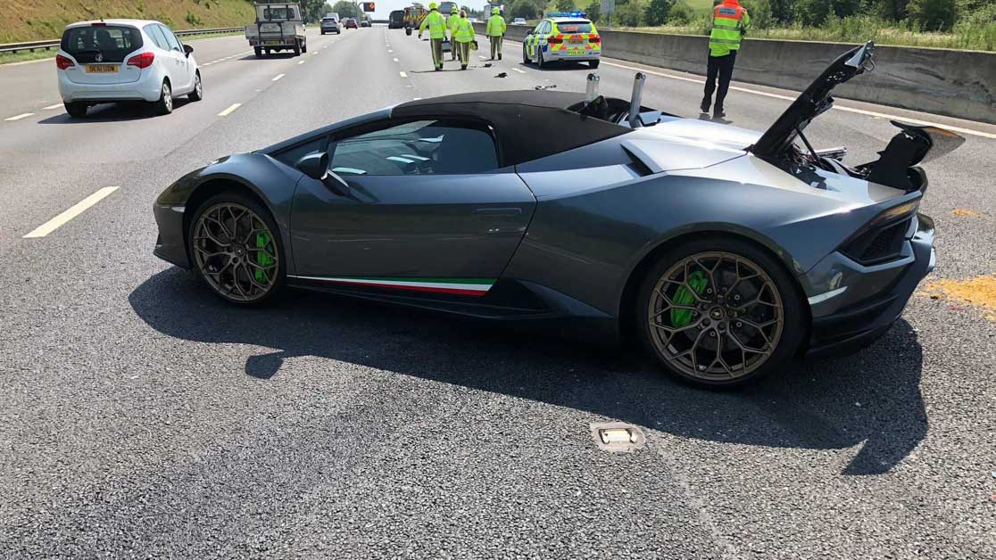 史上最短命的 Lamborghini？Huracan Performante Spyder 刚提车就被撞毁