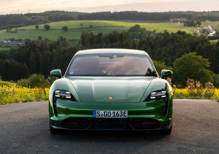 Porsche Taycan Base 入门版或将在6月29日登场,采用后驱+单一电动马达