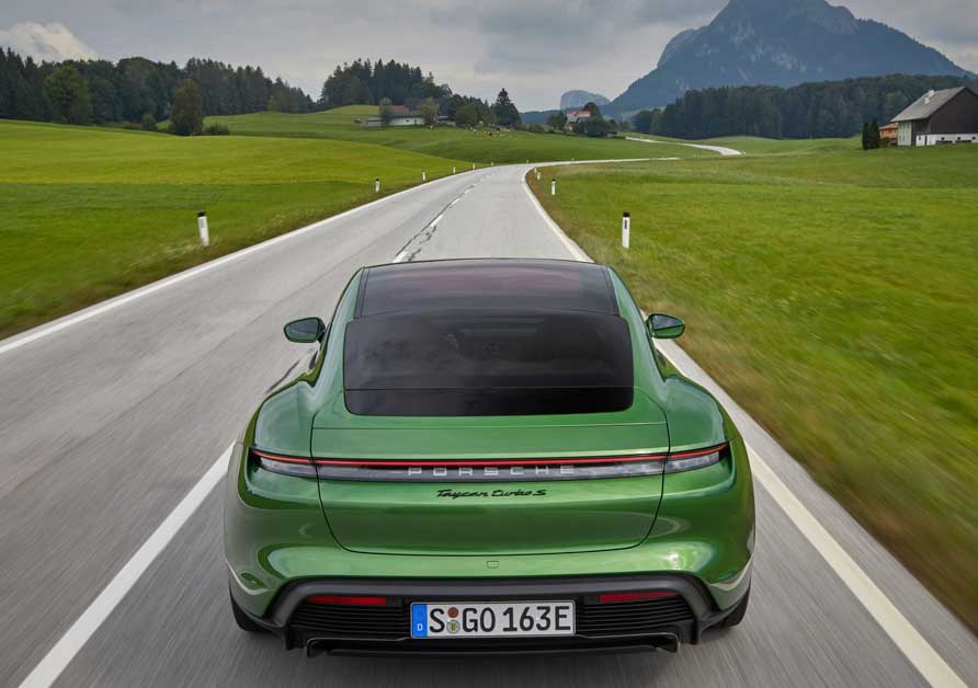 Porsche Taycan Base 入门版或将在6月29日登场，采用后驱+单一电动马达