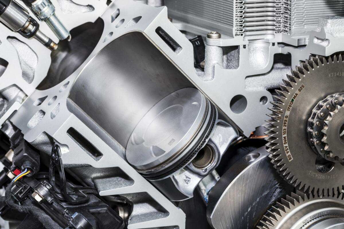 汽车小知识： Engine 为什么会烧机油？