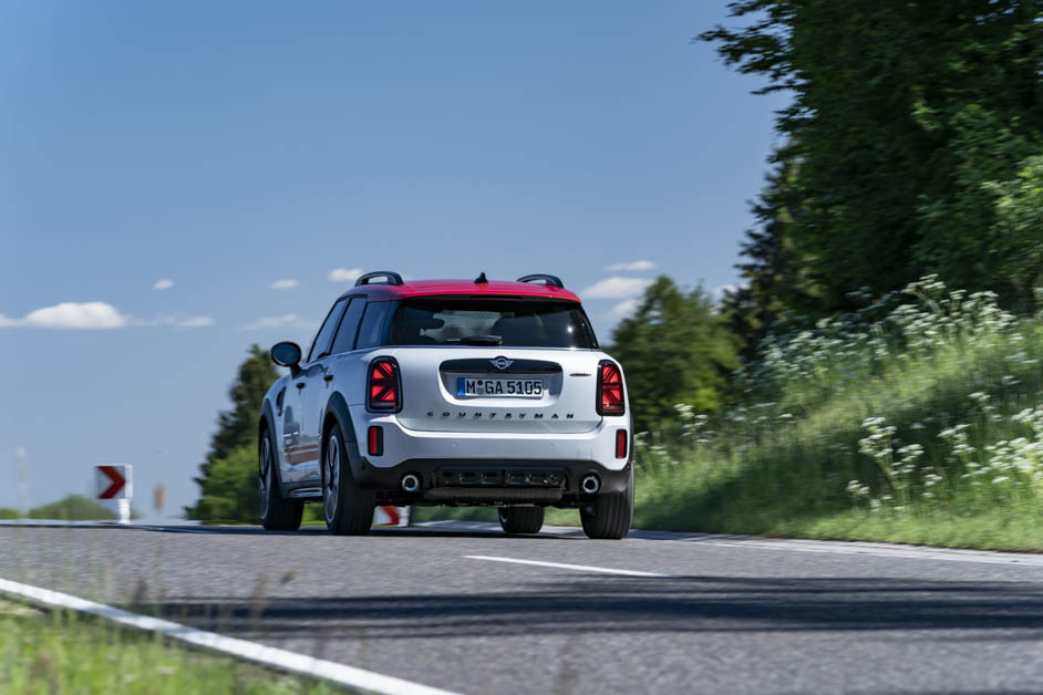 2021 MINI Countryman JCW 发布，306PS，5.1秒破百的 Crossover