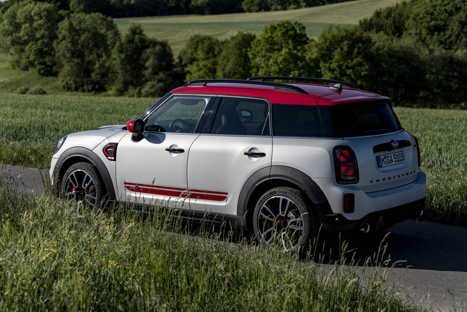 2021 MINI Countryman JCW 发布，306PS，5.1秒破百的 Crossover