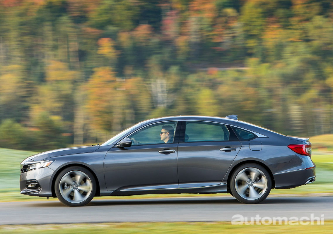 Honda Accord VS Hyundai Sonata ，2.0L涡轮D-Segment对比