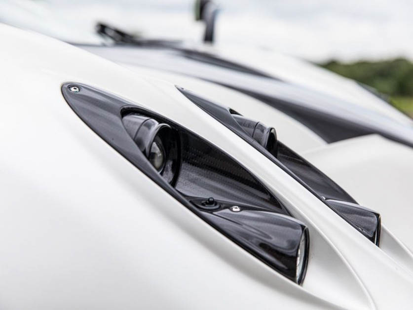 全马首台！Pagani Huayra Roadster 登陆我国平行二手车商