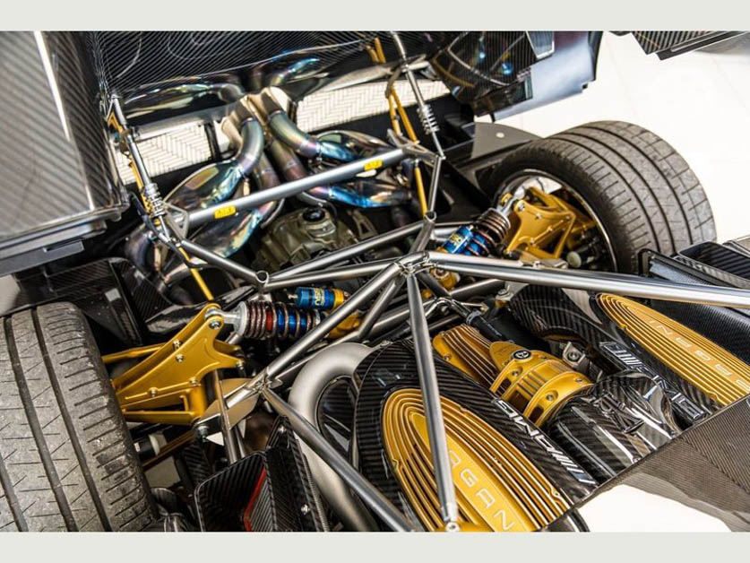 全马首台！Pagani Huayra Roadster 登陆我国平行二手车商