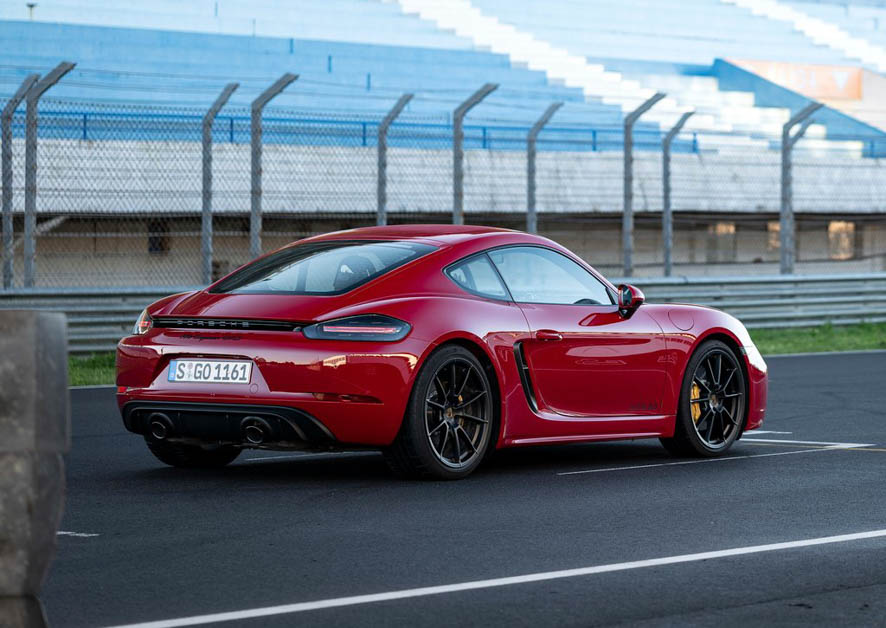 2020 Porsche Cayman GT4 & 718 Spyder 登陆我国，售价由 RM970,000 起跳！