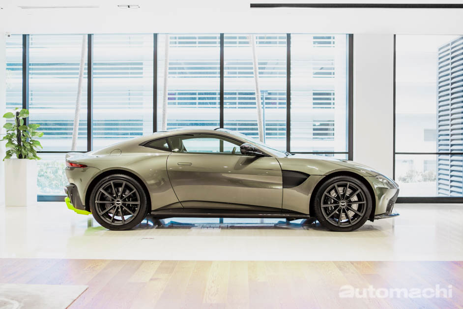 Aston Martin Vantage AMR Malaysia Edition