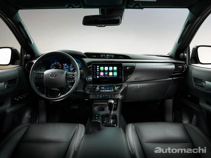 2021 Toyota Hilux Interior