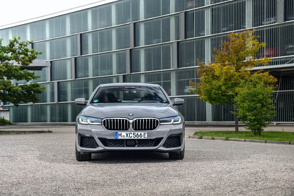 BMW 545e xDrive