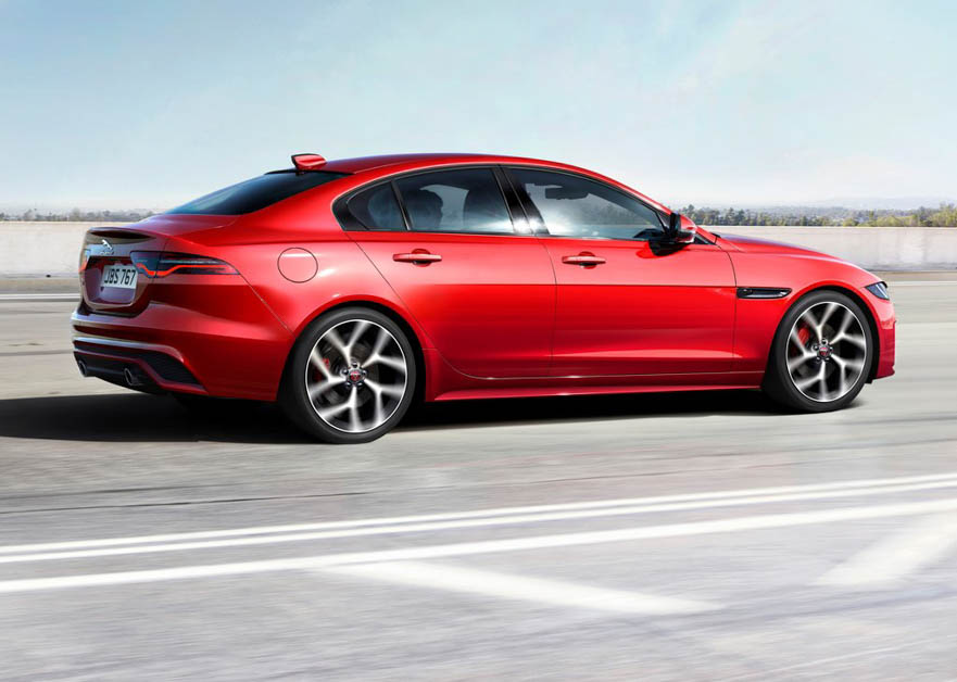 Jaguar XE R-Dynamic 