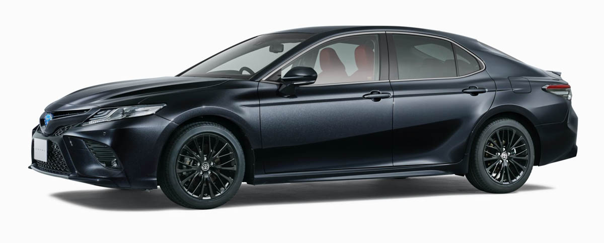 Toyota Camry Black Edition