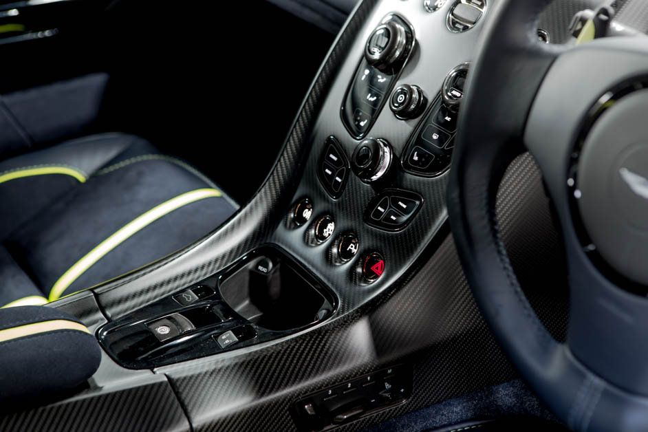 Aston Martin Rapide AMR