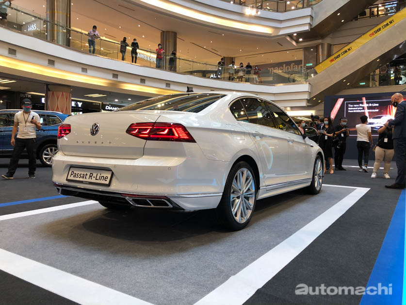 2020 Volkswagen Passat R-Line