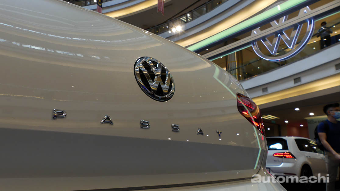 2020 Volkswagen Passat R-Line