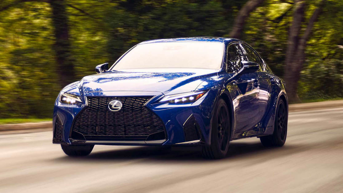 2021 Lexus IS