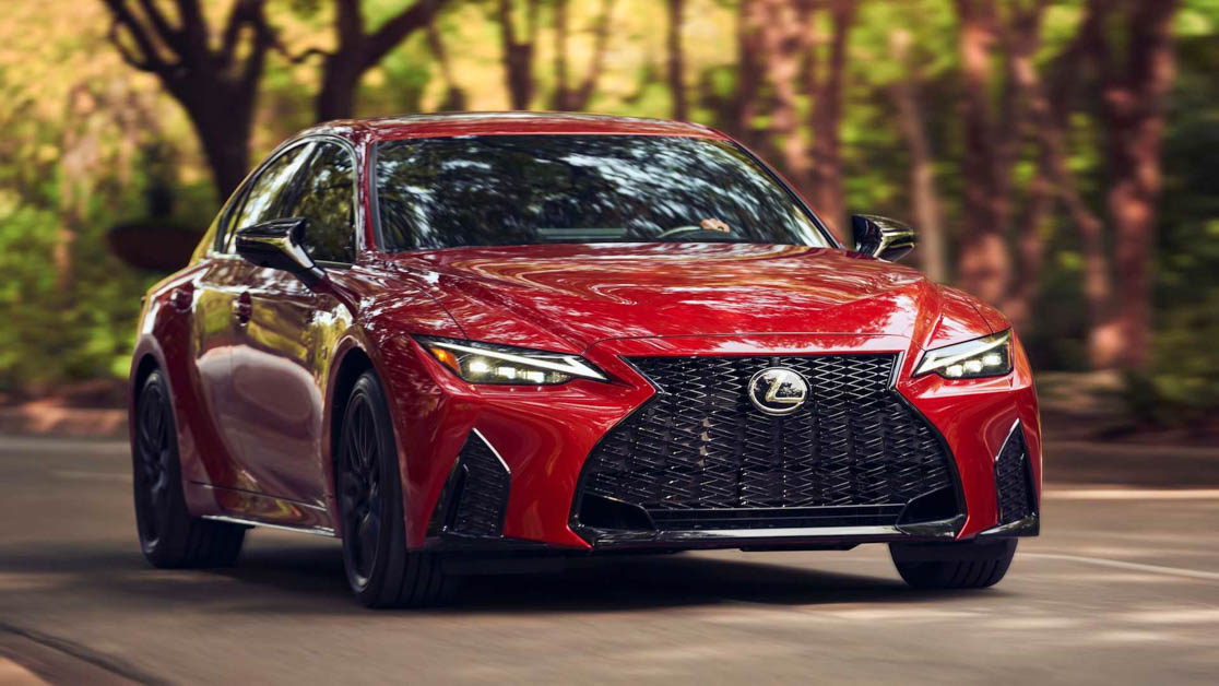 2021 Lexus IS