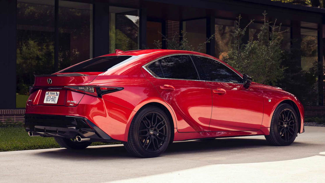 2021 Lexus IS