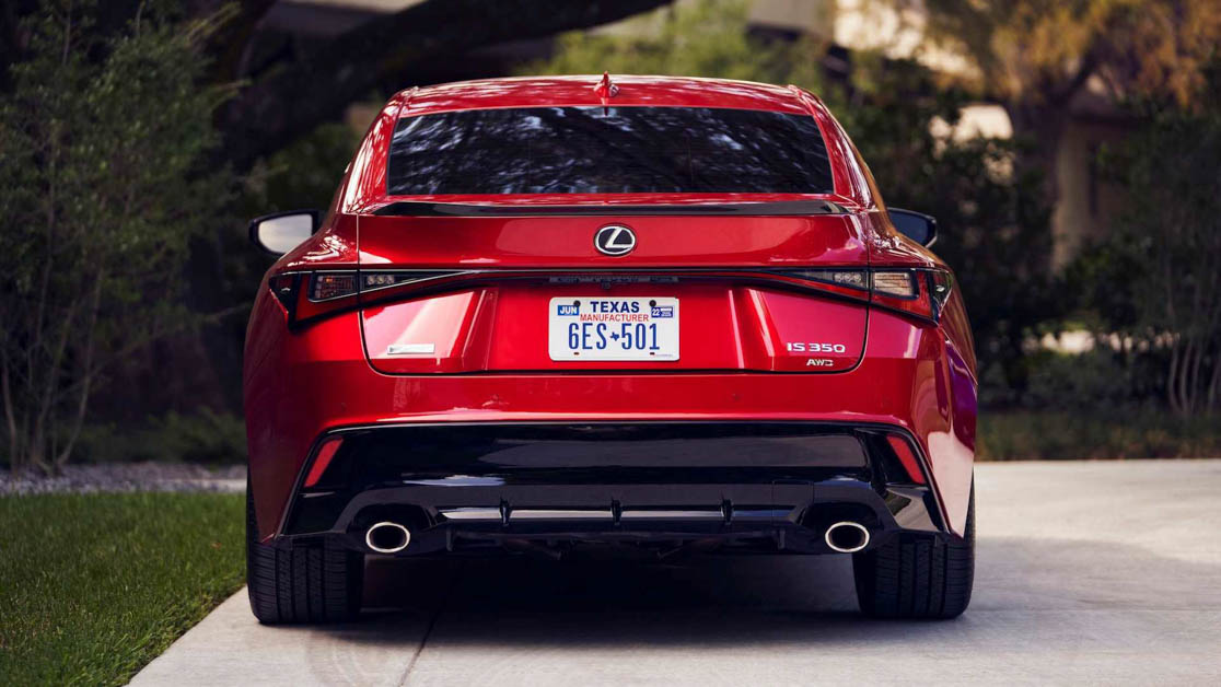 2021 Lexus IS