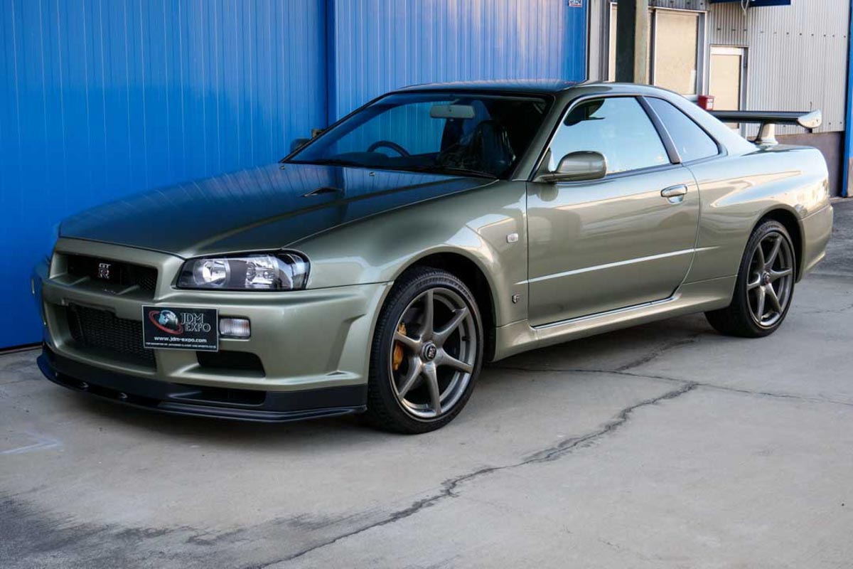 Nissan Skyline GT-R R34 V Spec II Nür 求售，车况近乎全新！