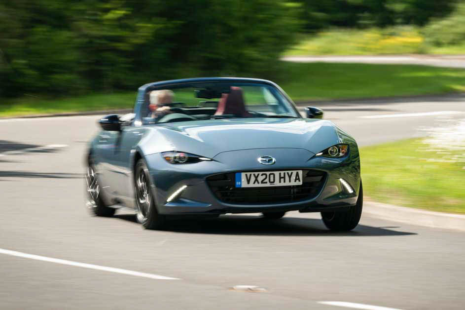 Mazda MX-5 1.5 周年纪念版登陆我国 Recon 车商，开价 RM166,666！