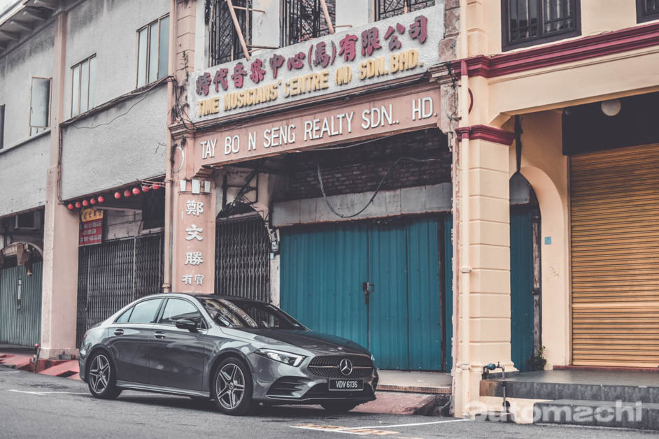 Mercedes-Benz A250 Sedan 
